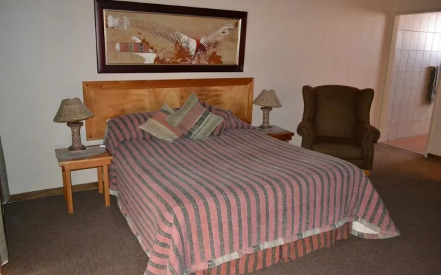 Jacaranda Lodge