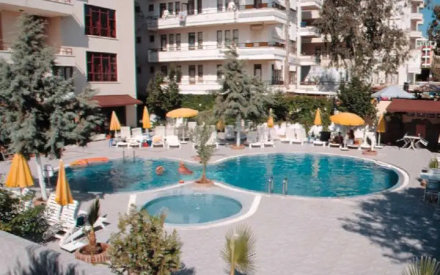 Samira Suite