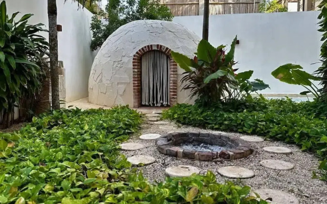 Studio w Private Pool Gym Relaxing Green Areas
