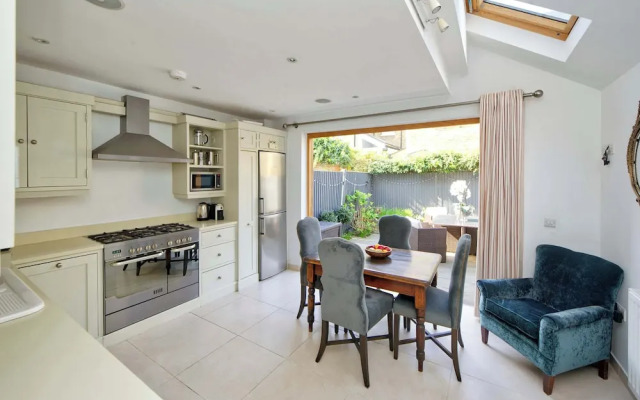 Stunning 3 bed Home With Garden - Wandsworth