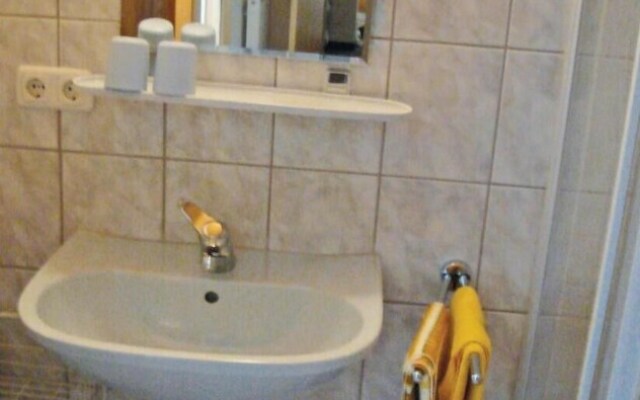 Nice Apartment in Lermoos With 1 Bedrooms