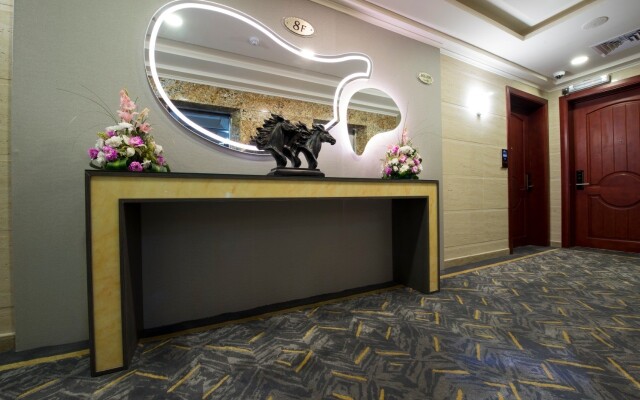 Bram Hotel Suites