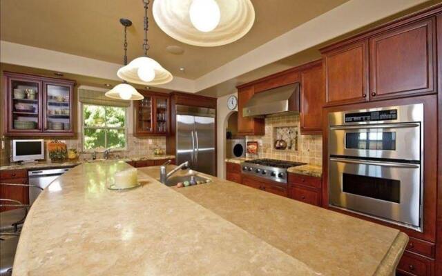 Santaluz Hillside Estate