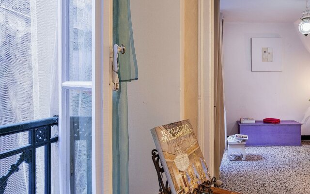 Appartamento a Palazzo Pallavicino in centro