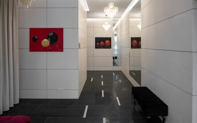 P And O Apartments Solec 15