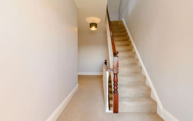 1 Roxby Terrace