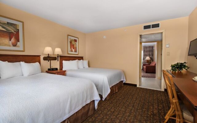 Reges Oceanfront Resort