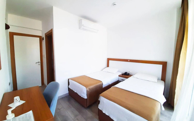Karden Otel