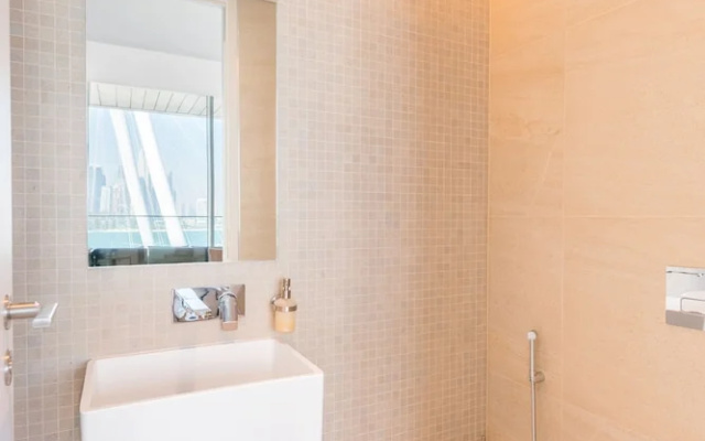 Stylish 2BR on Bluewaters Island