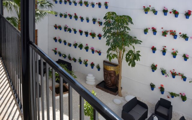 Apartamentos Casa Patio Las Palmeras