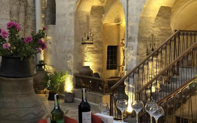 Nostalji Cave Suit Hotel