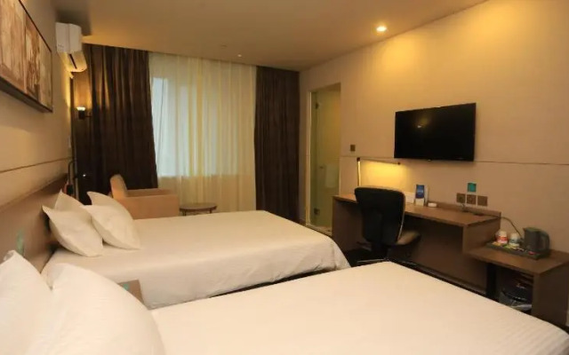 Jinjiang Inn Select Chongqing Railway Station Yangtze River View Branch