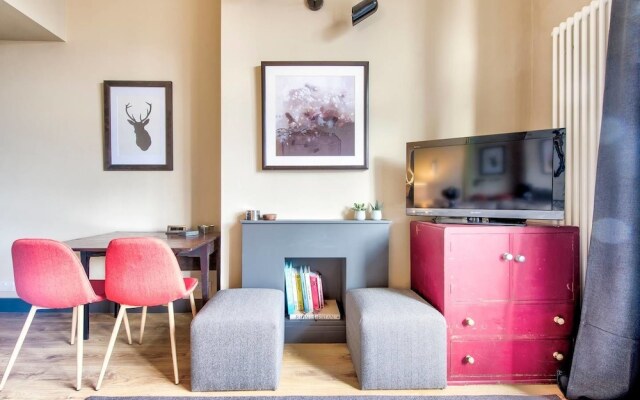 Lothian Road Apt With Castle View & Elevator