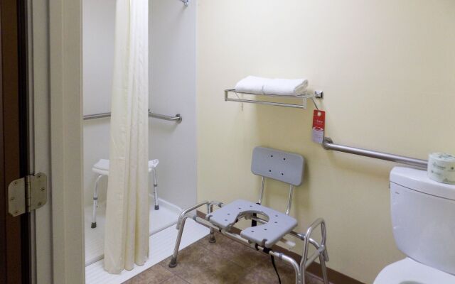 Country Inn & Suites by Radisson, Pierre, SD