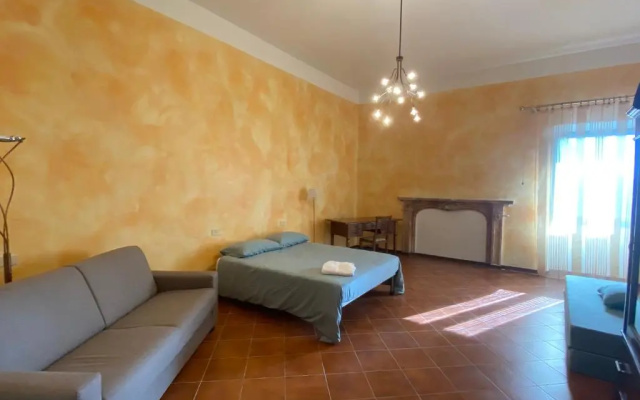 CASA DI NONNA RINDA-Via del Castello n6
