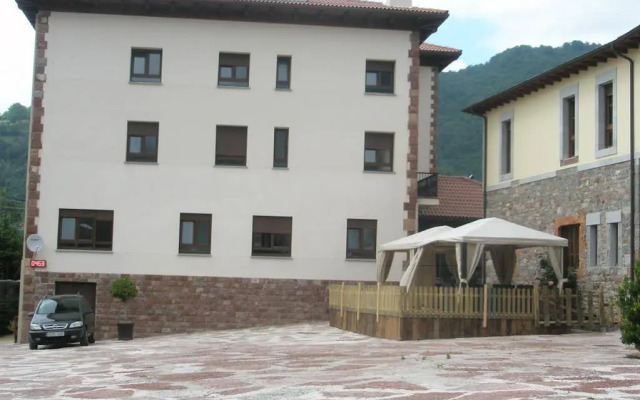 Hostal La Cuna del Sella