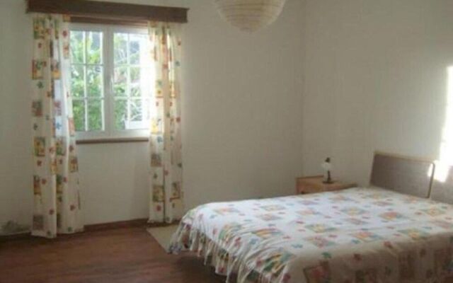 Holiday Home 2 Minutes From the Beach and Close to Major Tourist Attractions!