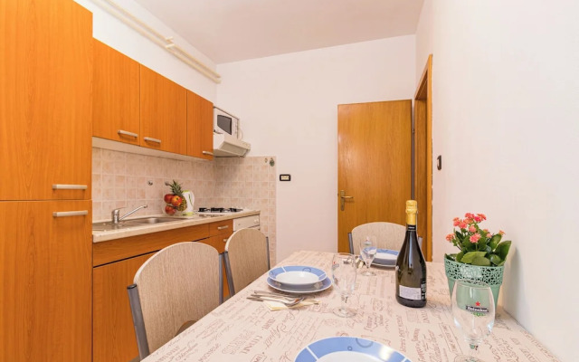 Holiday House Damir - Apartment 2