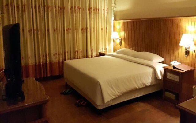 Panda Hotel