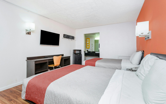 Relax Inn by OYO Columbus OH I 70