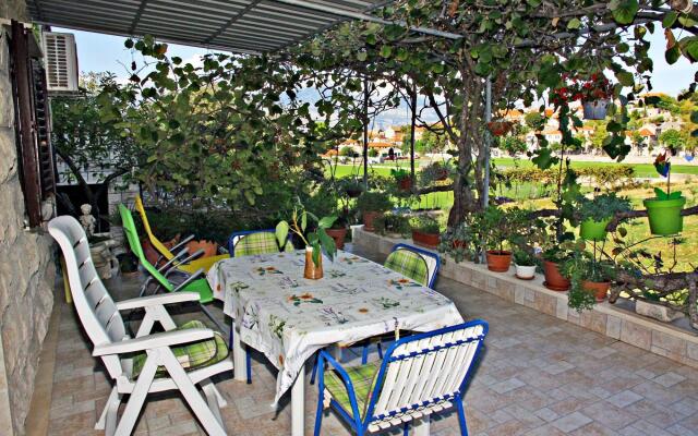 Nikola - 200 m From Beach - A2