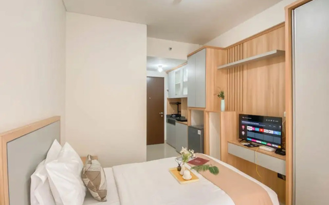 Nice Studio Room Apartment Transpark Cibubur
