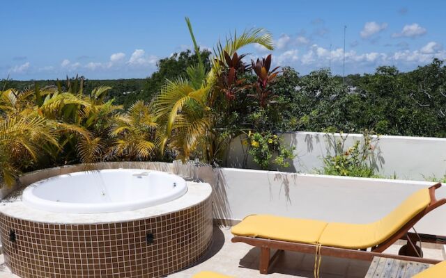 Chalet 2 BRM Penthouse private roof sleeps 4