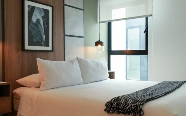 w Cool 1BR w AC in Barranco