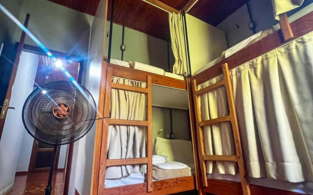 Capitólio Hostel