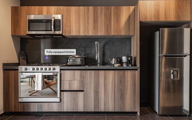 Casai Discover La Roma From a Contemporary Gem