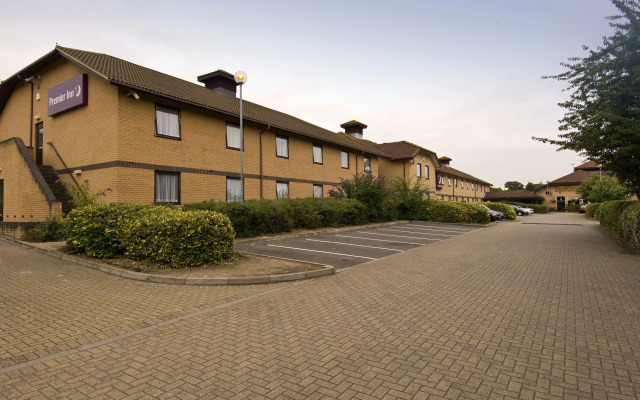 Premier Inn Basingstoke West