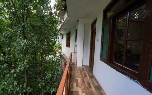 One Light Hostel