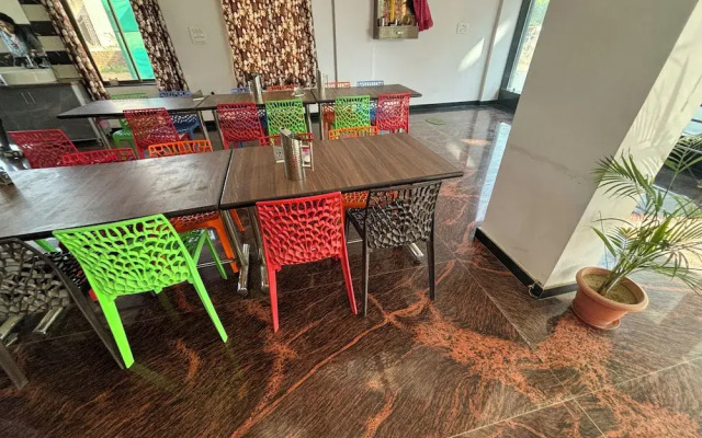 Shree Radhe Mohan Hotel and Resort