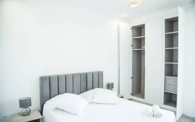 R Sidence Malaga Luxe et Confort La Marsa