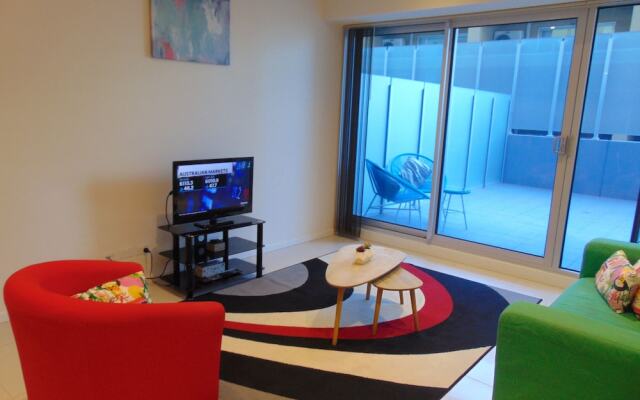 Ther-Rich Stunning CBD Apartments