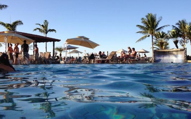Lake Side Apart Hotel