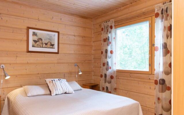 Hot pool cottage iitu