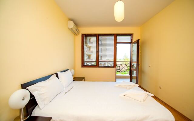 Lighthouse Golf & Spa Apartments