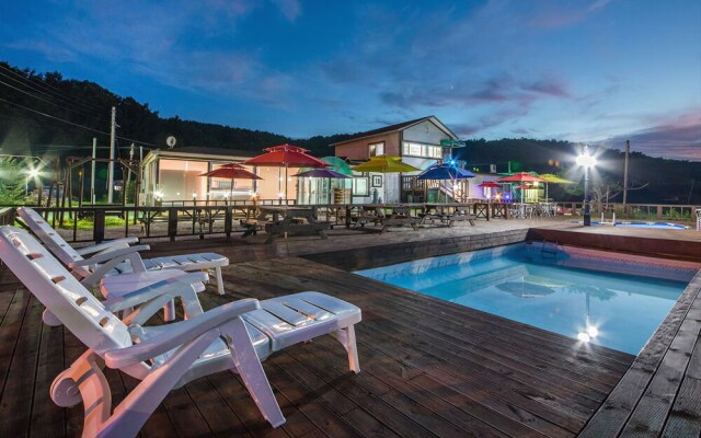 Seokmodo Sungho Pension