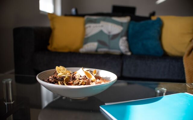 Sapphire Serviced Apartment