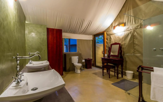 Phelwana Game Lodge