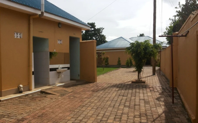 Lira Tasha Hotel