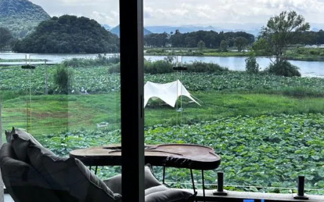 Puyuman Lake View Inn