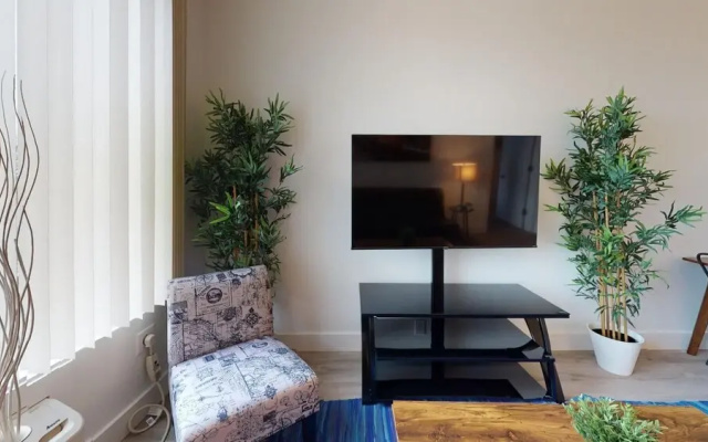 Luxury 1BR 30 Mins to Manhattan Evonify