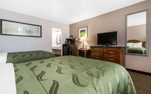 Ramada Bayside Inn & Suites Eureka