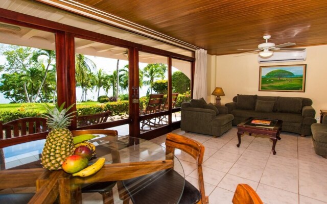 2-bedroom Beachfront Condo With Pool
