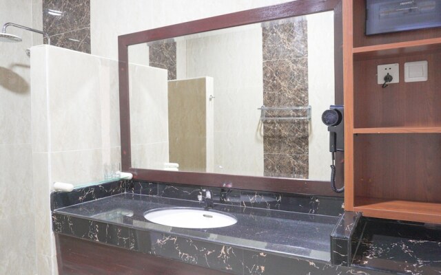 Gili Beachfront Suites