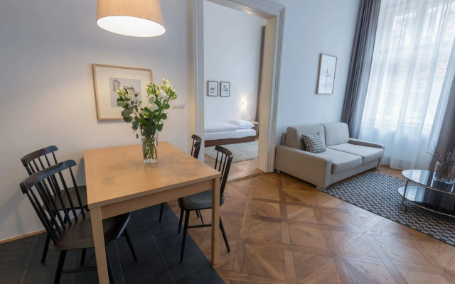 Vladislav City Centre Apartments