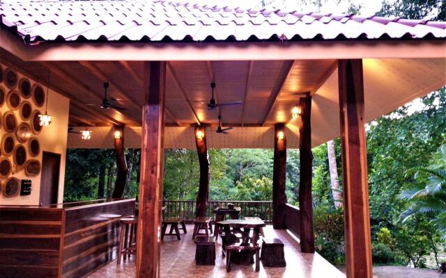 Khao Sok River Home Resort