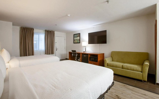 The Hotel Serene Glendale Peoria, Surestay Collection by BW